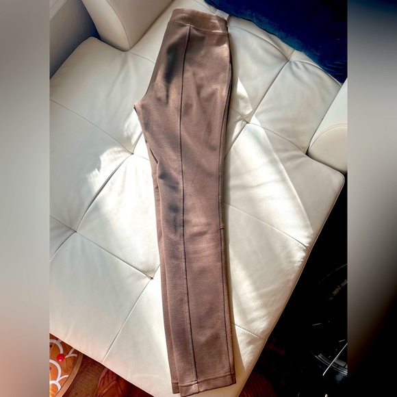 New White House Black Market brown khaki Suede like Pant Leggings size 4 - Picture 1 of 8
